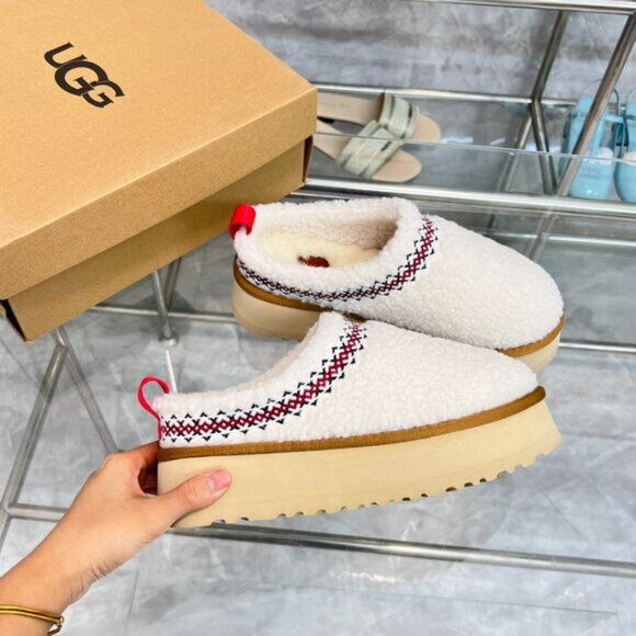 Ugg Tazz Heritage Braid Platform Slipper - Picture 9 of 9
